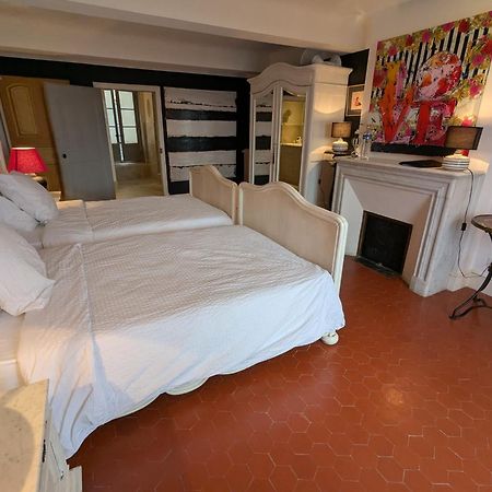 Les Chapeliers Bed & Breakfast Claviers Eksteriør bilde