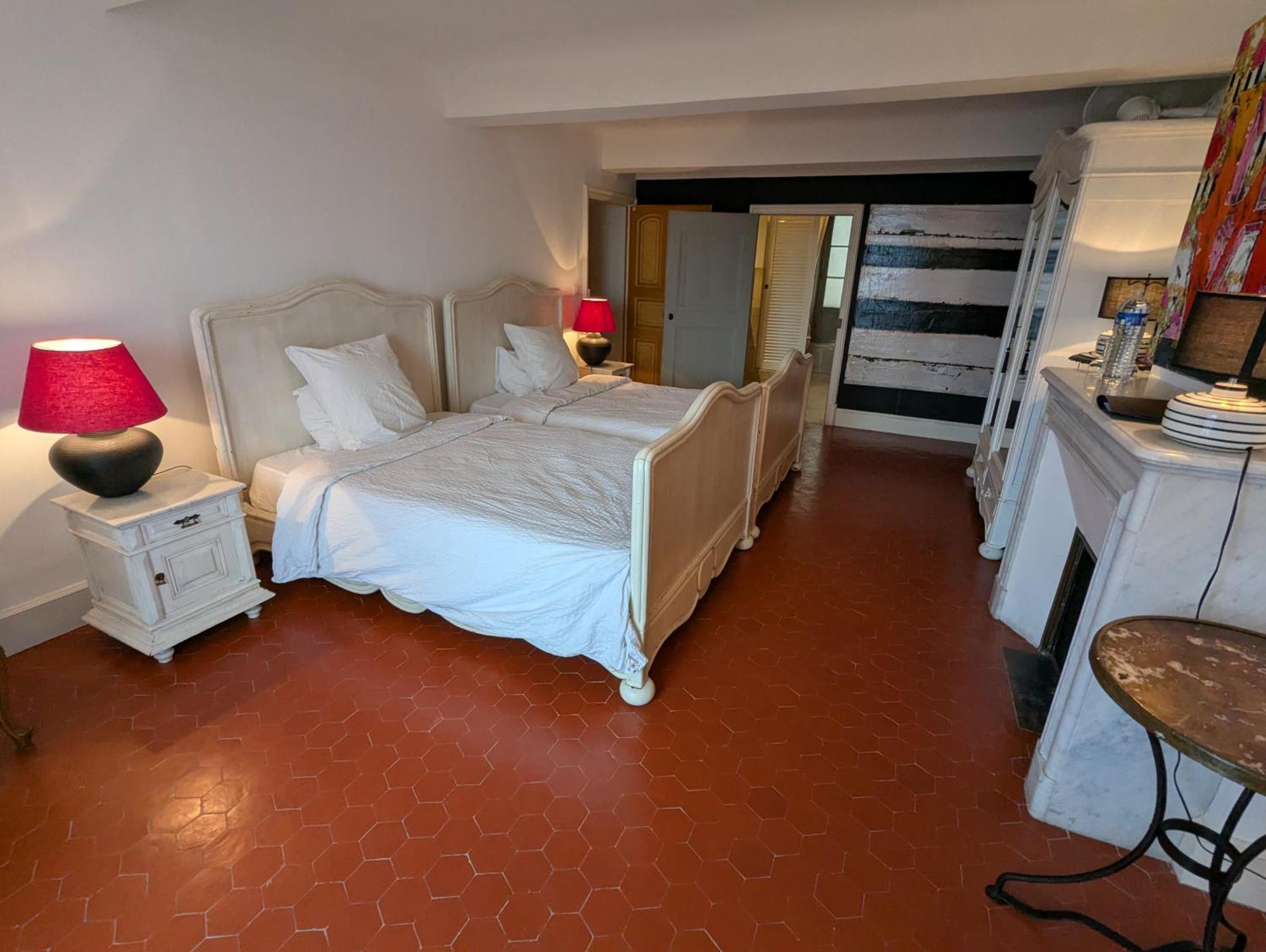 Les Chapeliers Bed & Breakfast Claviers Eksteriør bilde